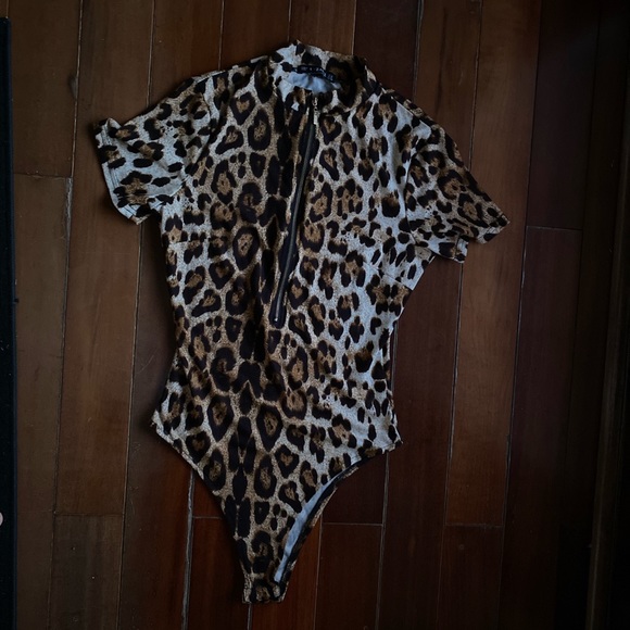 soft leopard print bodysuit - Picture 4 of 4